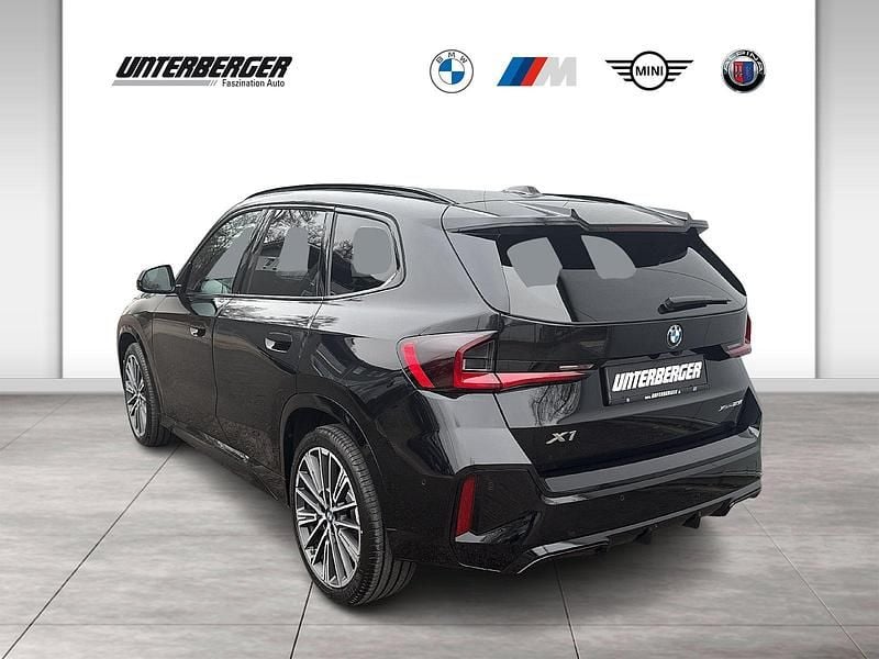 Neu BMW X1 M Sport 218 PS (160 kW) 2025 Schwarz SUV