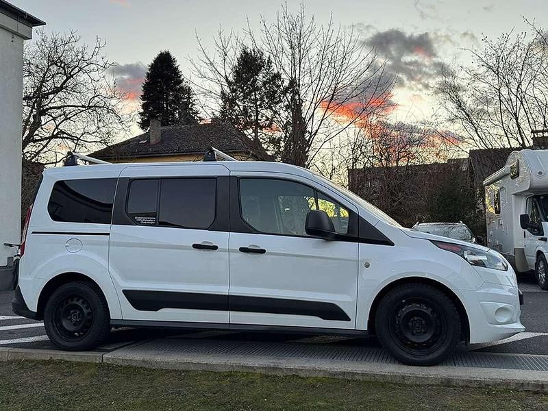 Gebraucht Ford Tourneo Trend 120 PS (88 kW) 2018 Kombi
