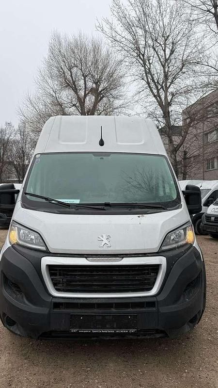 Gebraucht Peugeot Boxer 140 PS (102 kW) 2023 Van
