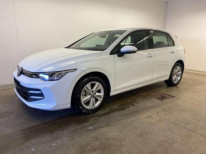 Neu VW Golf VIII Life 116 PS (85 kW) 2025 Weiß Limousine