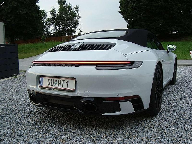 Weiß Gebraucht 2023 Porsche 911 Carrera S Cabriolet Cabrio | € 219.000 - Bild 1/4