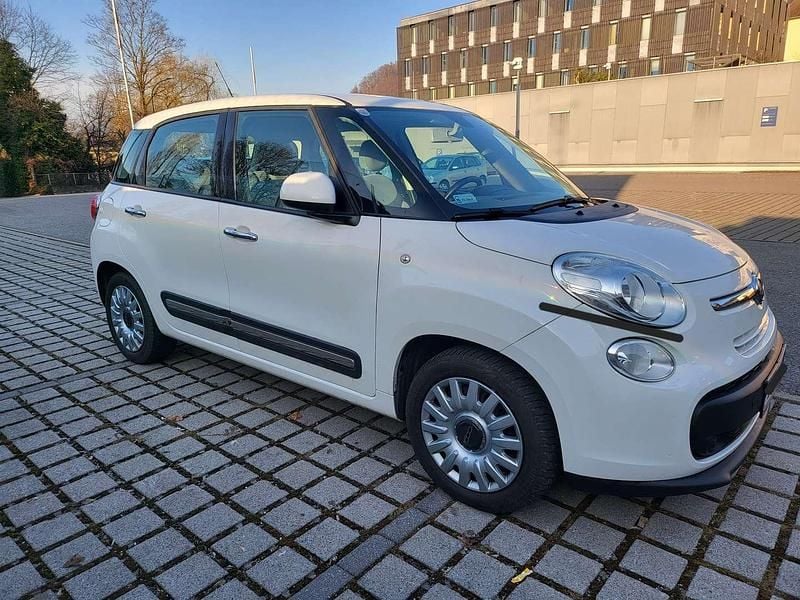 Gebraucht Fiat 500L Pop Star 95 PS (69 kW) 2015 Weiß Van / Kleinbus