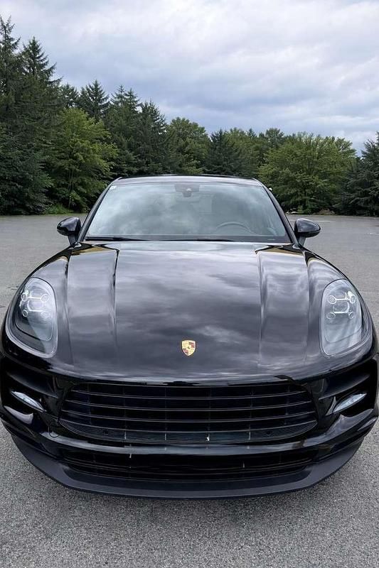 Gebraucht Porsche Macan 252 PS (185 kW) 2019 Schwarz SUV