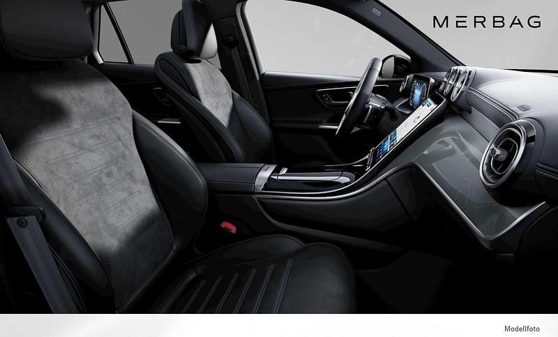 Gebraucht Mercedes GLC300e 197 PS (144 kW) 2025 Grau SUV