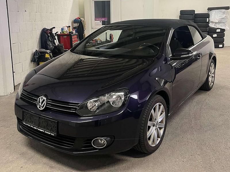 Gebraucht VW Golf Basis 105 PS (77 kW) 2011 Violett Cabrio
