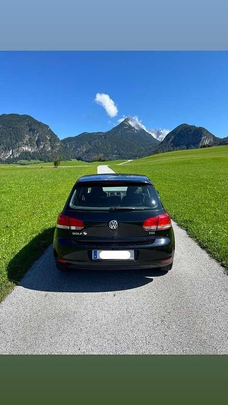 Gebraucht VW Golf VII 90 PS (66 kW) 2012 Schwarz Kleinwagen