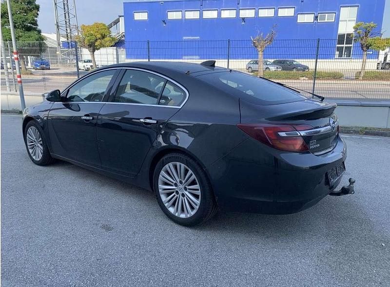 Gebraucht Opel Insignia 140 PS (102 kW) 2014 Limousine
