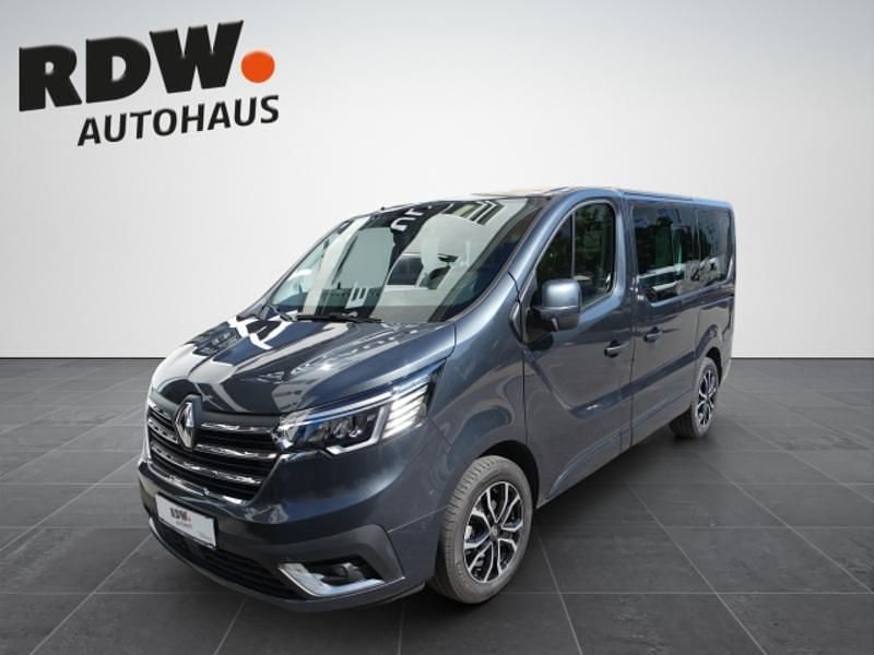 Gebraucht Renault Trafic 150 PS (110 kW) 2022 Grau Van / Kleinbus