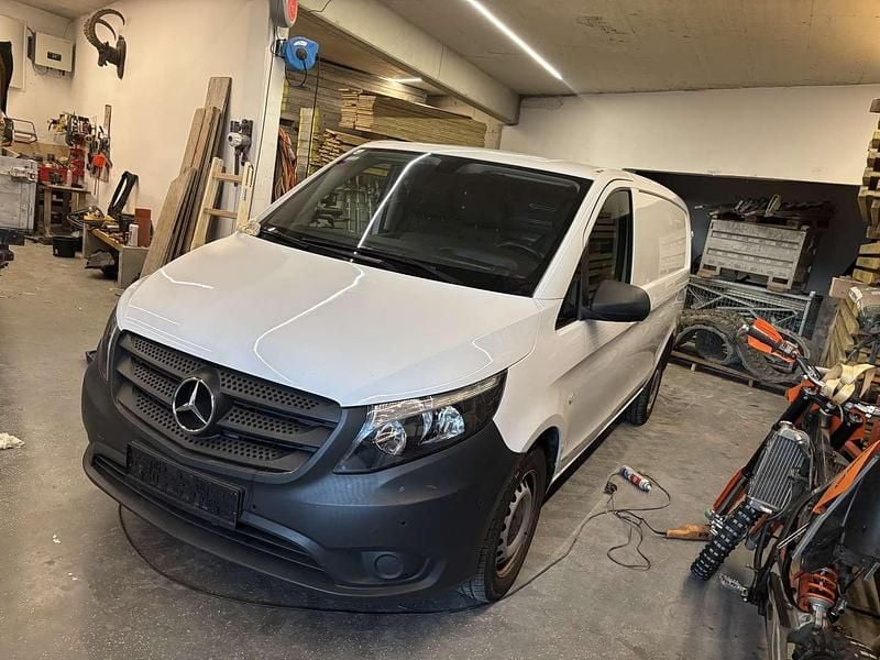 Gebraucht Mercedes Vito 136 PS (100 kW) 2020 Van
