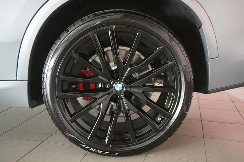 Gebraucht BMW X5 M Sport 530 PS (389 kW) 2025 Grau SUV