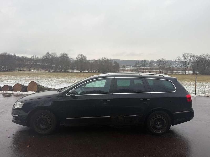 Gebraucht VW Passat 110 PS (80 kW) 2010 Schwarz Kombi