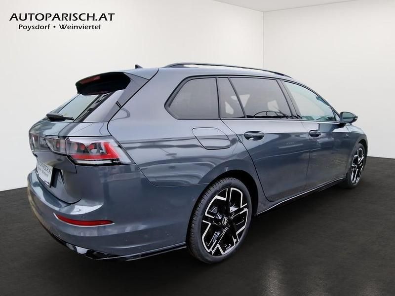 Neu VW Golf VIII Sport 115 PS (84 kW) 2025 Mittelgrau  metallic Kombi