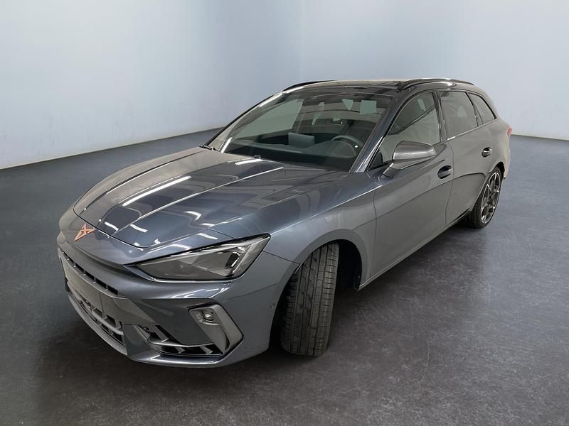 Neu Cupra Leon VZ 333 PS (244 kW) 2025 Schwarz Kombi