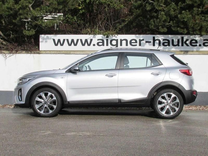 Gebraucht Kia Stonic Silver 99 PS (72 kW) 2021 Silber SUV