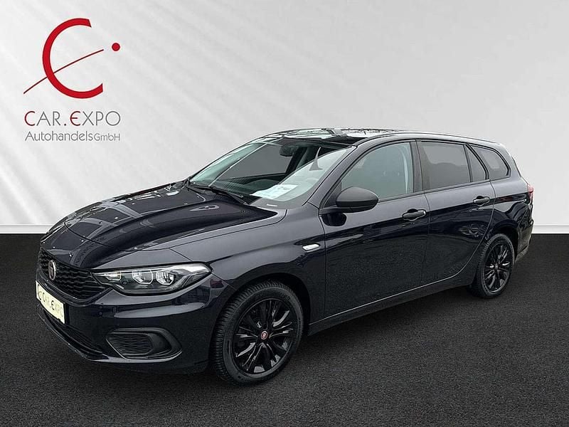 Schwarz Gebraucht 2019 Fiat Tipo Street Kombi | € 13.802 (Etwas zu teuer) - Bild 1/4