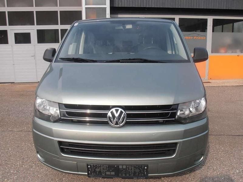 Gebraucht VW Multivan Startline 140 PS (102 kW) 2011 Van