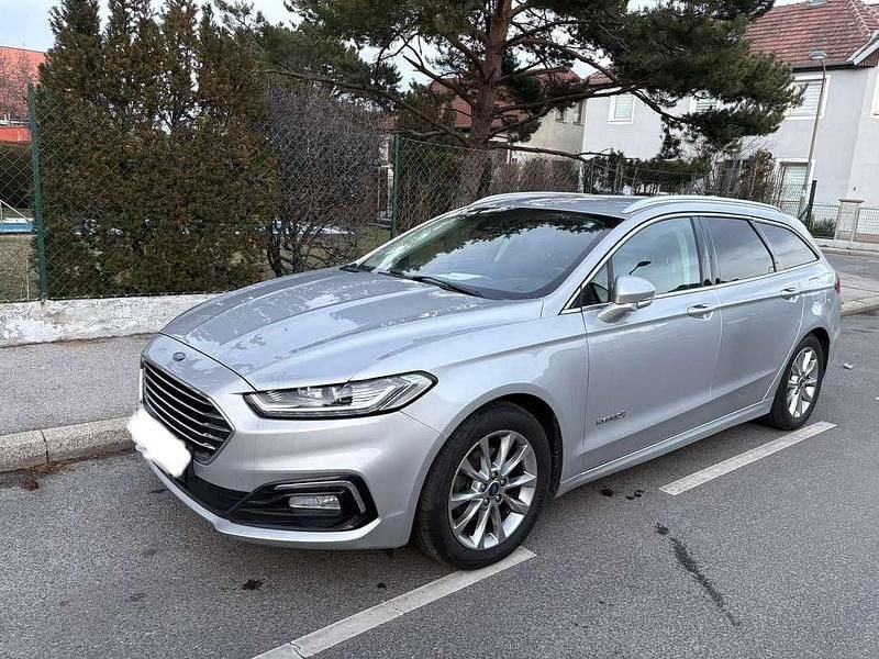 Gebraucht Ford Mondeo Titanium 140 PS (102 kW) 2020 Kombi