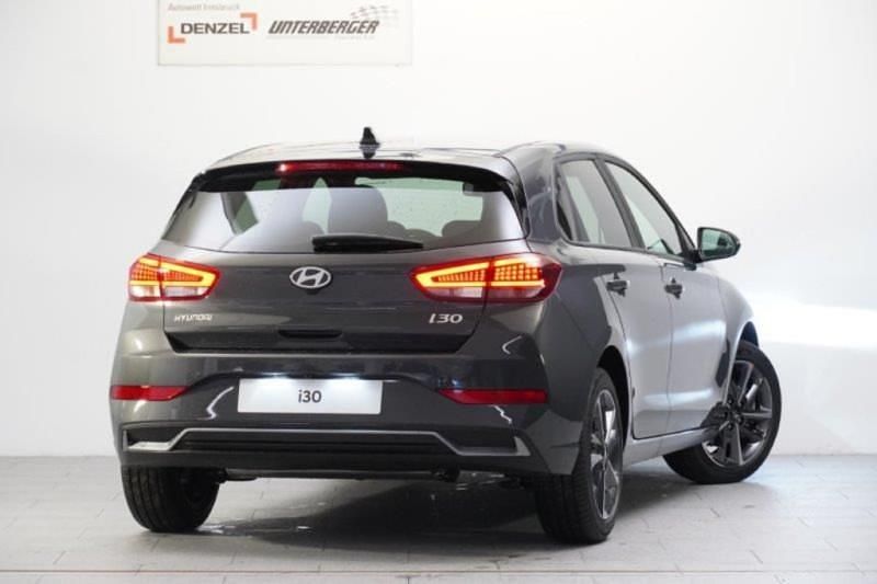 Gebraucht Hyundai i30 GO! 96 PS (70 kW) 2025 Abyss black