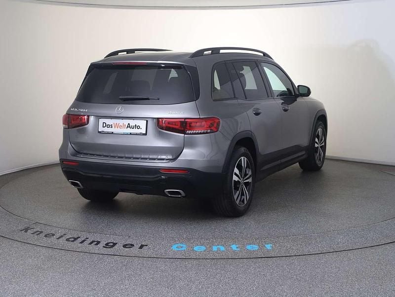 Gebraucht Mercedes GLB200 150 PS (110 kW) 2022 Grau SUV