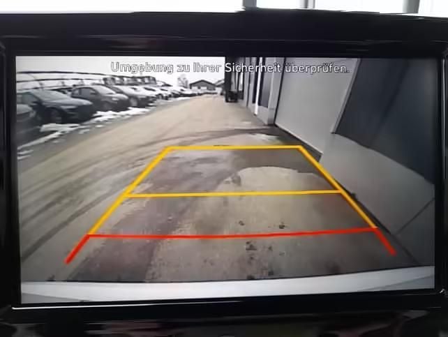 Gebraucht Hyundai i30 120 PS (88 kW) 2021 Weiß Limousine