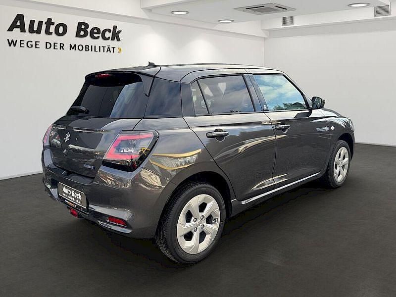 Neu Suzuki Swift 82 PS (60 kW) 2025 Limousine