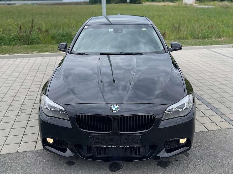 Schwarz Gebraucht 2011 BMW 525 M Sport Limousine | € 14.900 (Fairer Preis) - Bild 1/4