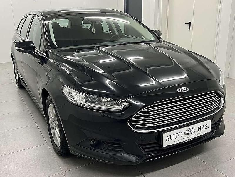 Gebraucht Ford Mondeo Business Edition 150 PS (110 kW) 2018 Schwarz Kombi