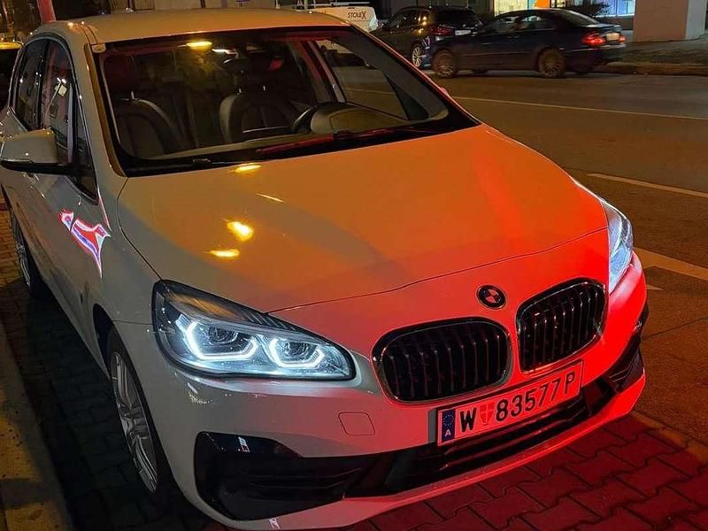 Gebraucht BMW 225 Advantage 136 PS (100 kW) 2018 Weiß Kombi