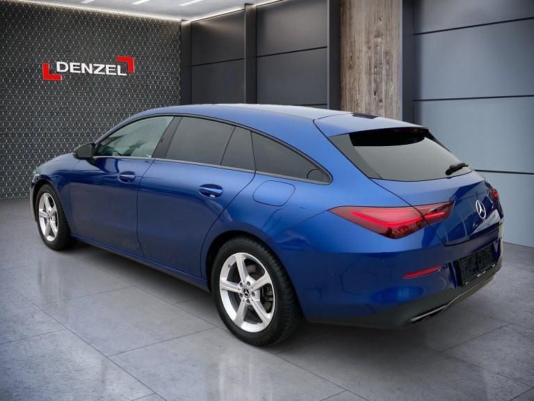 Gebraucht Mercedes CLA180 136 PS (100 kW) 2023 Blau Limousine