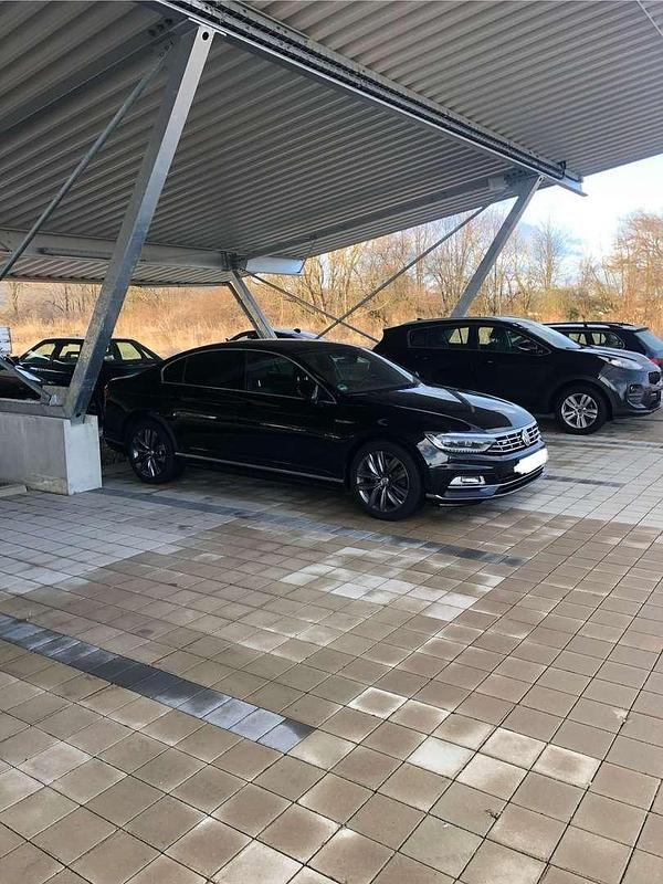 Gebraucht VW Passat Highline 239 PS (175 kW) 2016 Limousine