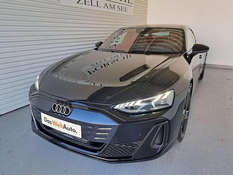 Gebraucht Audi e-tron GT quattro Ambiente 500 kW (680 PS) 2024 Schwarz  metallicperleffektno Limousine