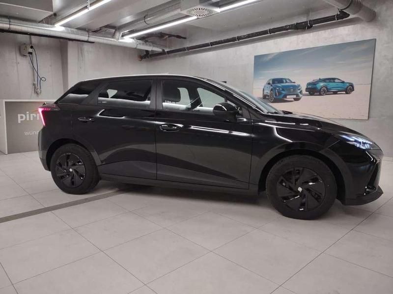 Gebraucht MG MG4 EV 53 kW (73 PS) 2023 Schwarz Kleinwagen