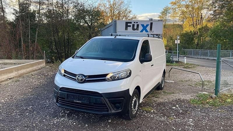 Weiß Gebraucht 2021 Toyota Proace Van / Kleinbus | € 14.990 (Fairer Preis) - Bild 1/4