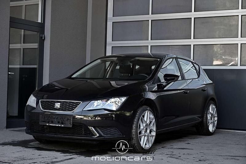 Schwarz Gebraucht 2013 Seat Leon Reference Limousine | € 6.980 (Fairer Preis) - Bild 1/4