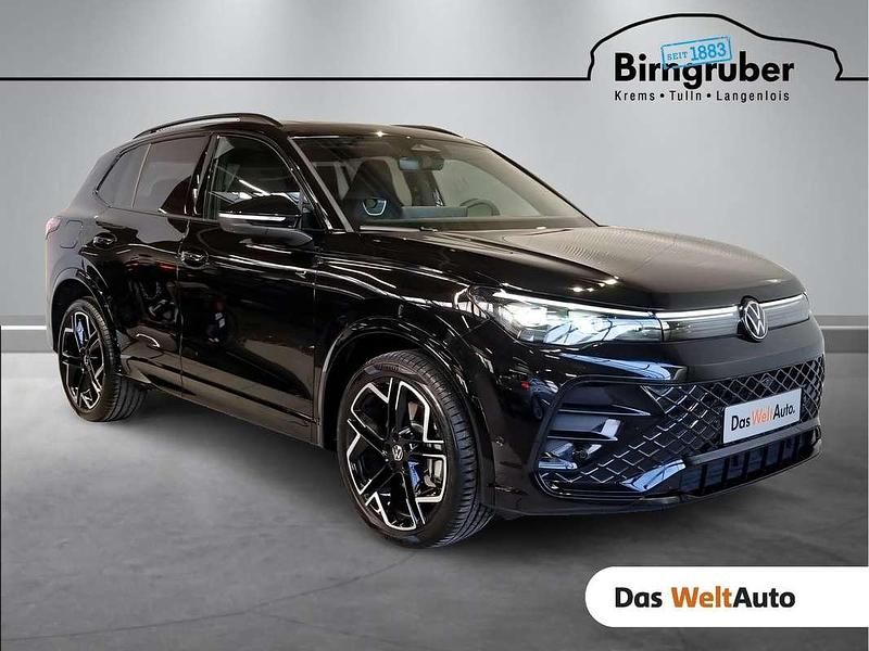 Gebraucht VW Tiguan Sport 150 PS (110 kW) 2025 Schwarz  metallic SUV