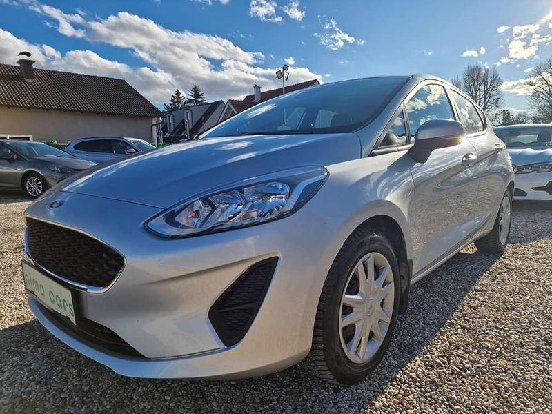Grau Gebraucht 2019 Ford Fiesta Kleinwagen | € 10.490 (Fairer Preis) - Bild 1/4