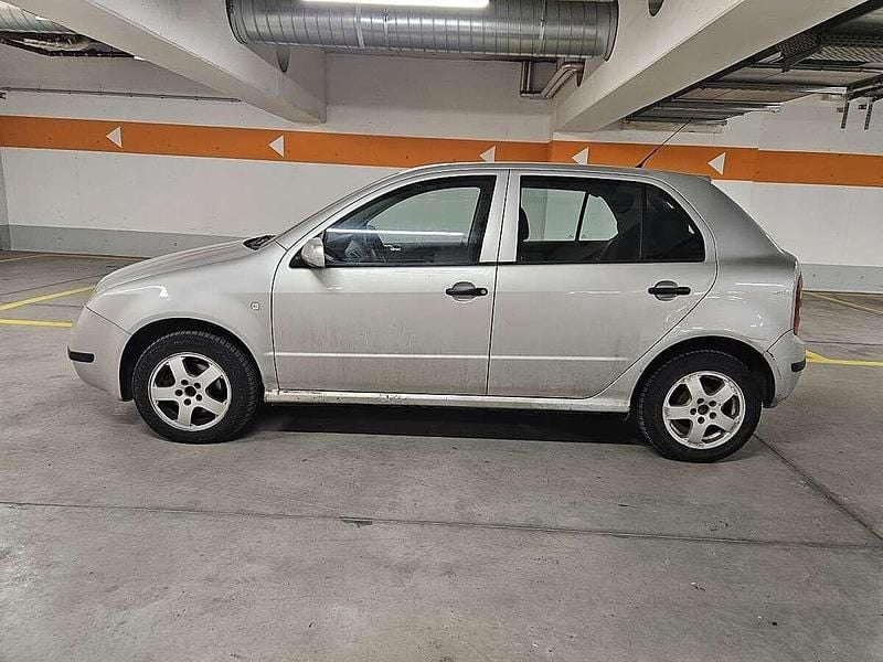 Gebraucht Skoda Fabia Comfort 54 PS (39 kW) 2003 Silber Limousine