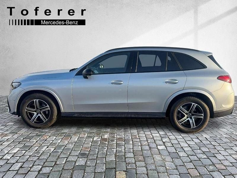 Gebraucht Mercedes GLC220 197 PS (144 kW) 2025 Silber SUV