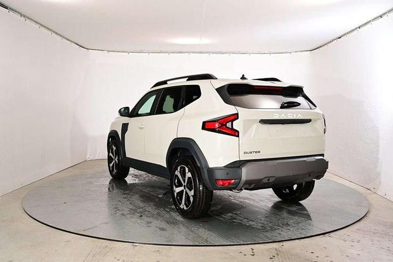 Neu Dacia Duster Journey 131 PS (96 kW) 2025 Grau SUV