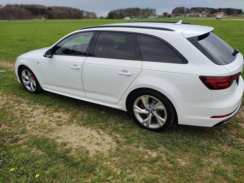 Gebraucht Audi A4 Sport 190 PS (139 kW) 2019 Weiß Kombi