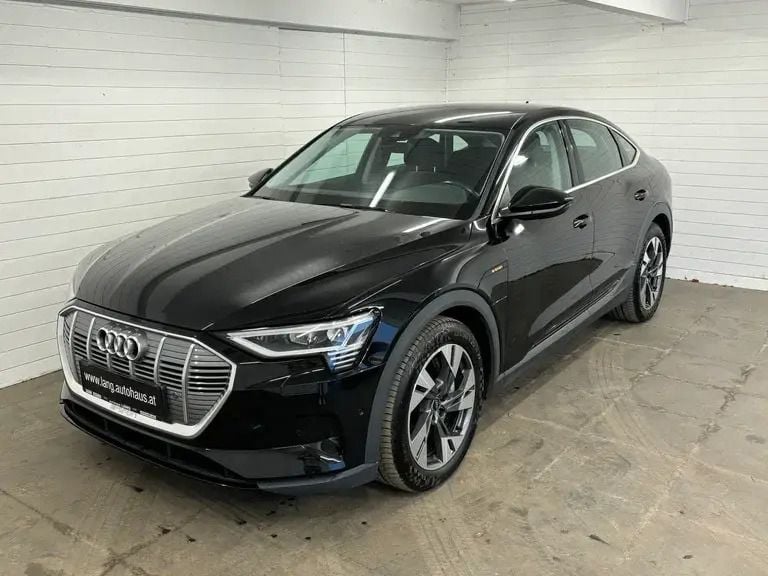 Schwarz normal Gebraucht 2021 Audi e-tron Sportback Business SUV | € 43.690 - Bild 1/4