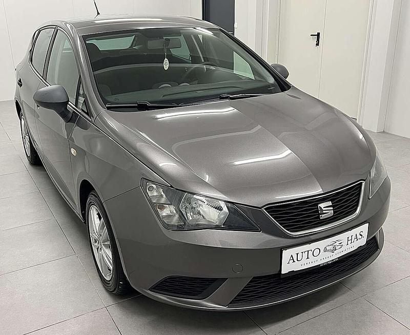 Grau Gebraucht 2016 Seat Ibiza Limousine | € 7.250 (Fairer Preis) - Bild 1/4