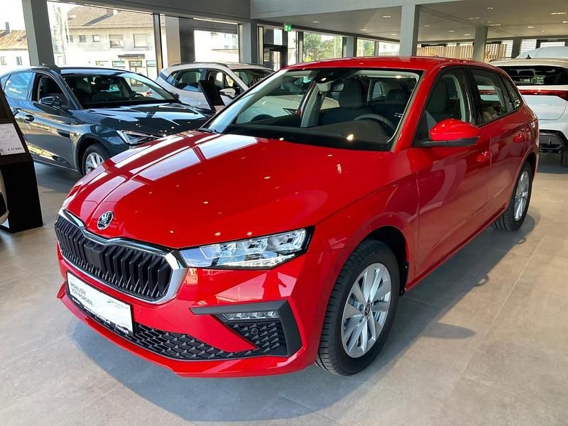 Gebraucht Skoda Scala Selection 95 PS (69 kW) 2025 Mittelrot  metallic Kleinwagen