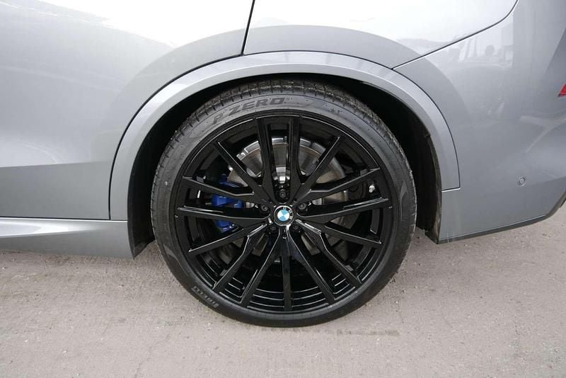 Gebraucht BMW X5 M Sport 313 PS (230 kW) 2025 Grau SUV