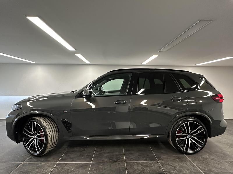 Gebraucht BMW X5 M Sport 381 PS (280 kW) 2025 Grau SUV