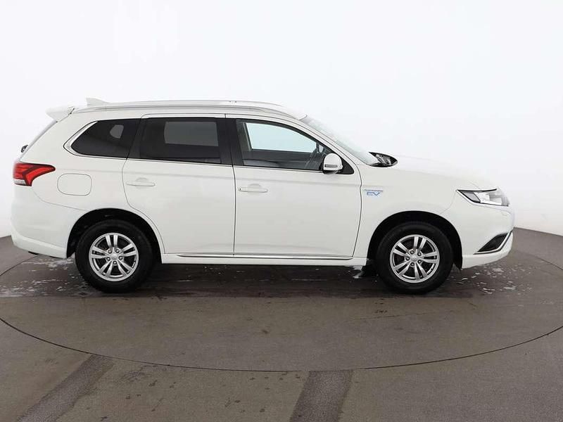 Gebraucht Mitsubishi Outlander P-HEV 135 PS (99 kW) 2020 Weiß SUV