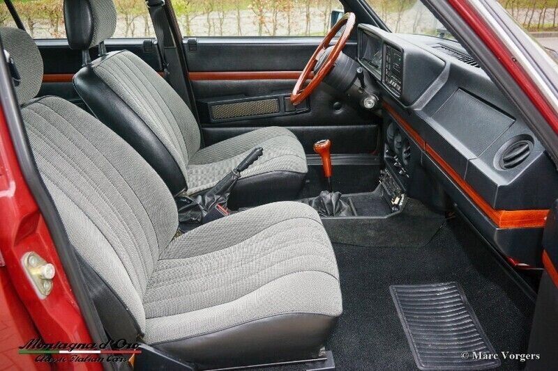 Gebraucht Alfa Romeo Alfetta 122 PS (89 kW) 1984 Rot Limousine