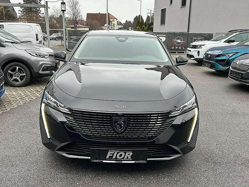 Gebraucht Peugeot 308 Allure 131 PS (96 kW) 2022 Schwarz Limousine