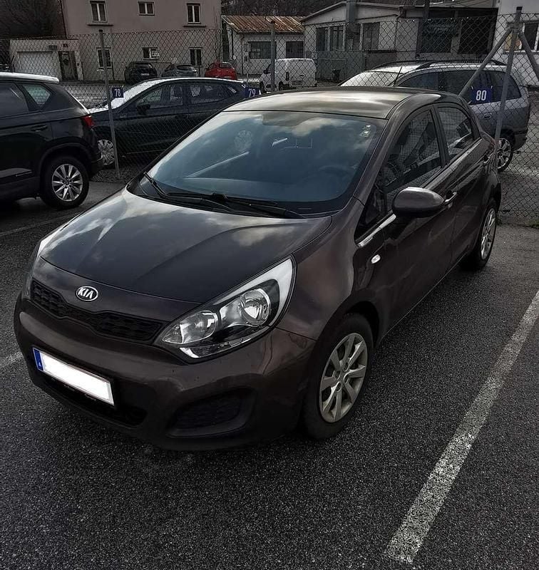 Gebraucht 2012 Kia Rio Limousine | € 3.500 (Fairer Preis) - Bild 1/4
