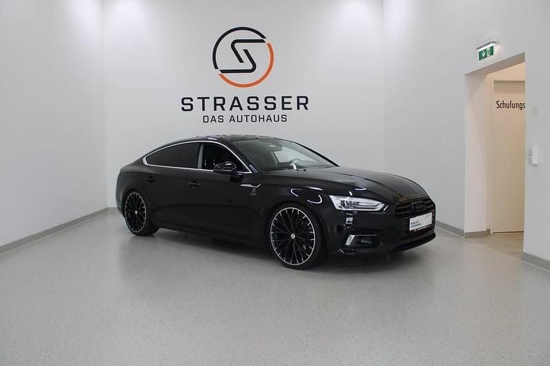 Gebraucht Audi A5 Sportback Sport 190 PS (139 kW) 2019 Schwarz  metallic Kleinwagen